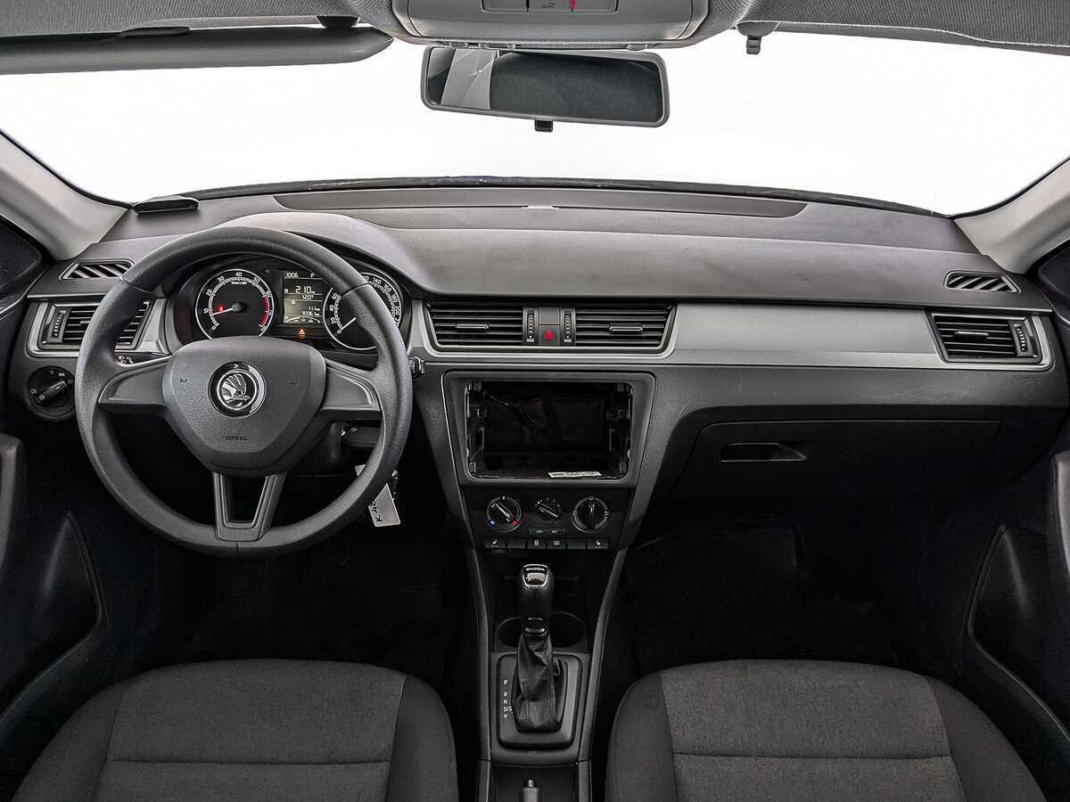 Skoda Rapid 2019 года с пробегом. Фото: #12