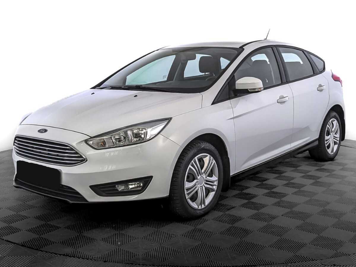 Ford Focus 2018 года с пробегом. Посмотреть фото