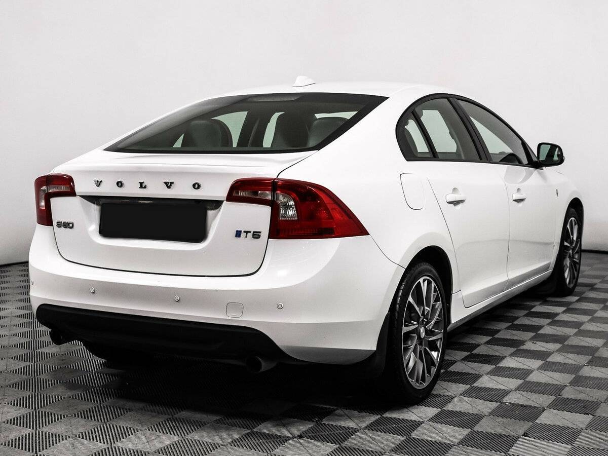 Volvo S60 2012 года с пробегом. Фото: #4