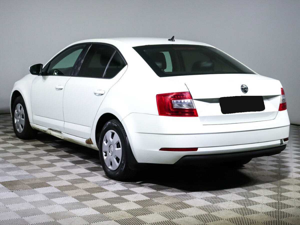 Skoda Octavia 2019 года с пробегом. Фото: #5