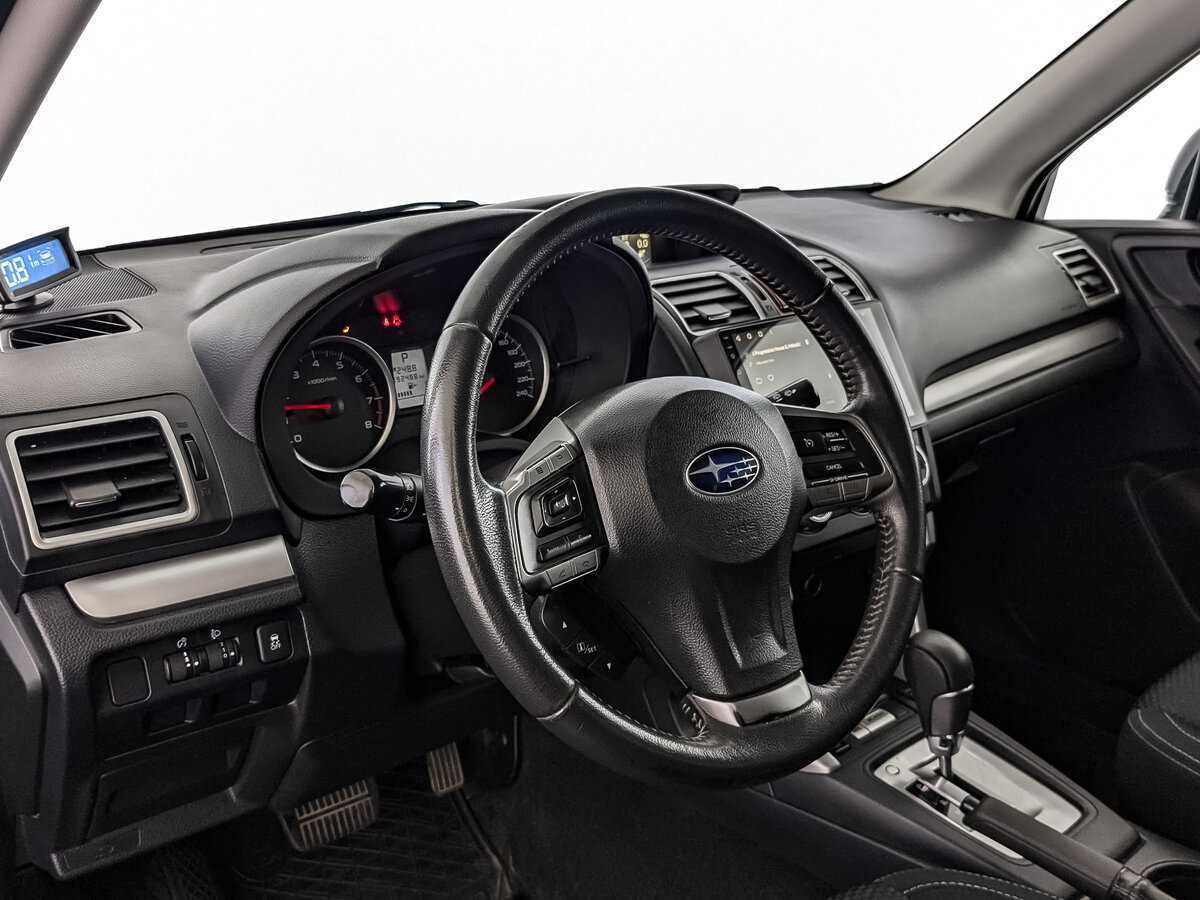 Subaru Forester 2015 года с пробегом. Фото: #10