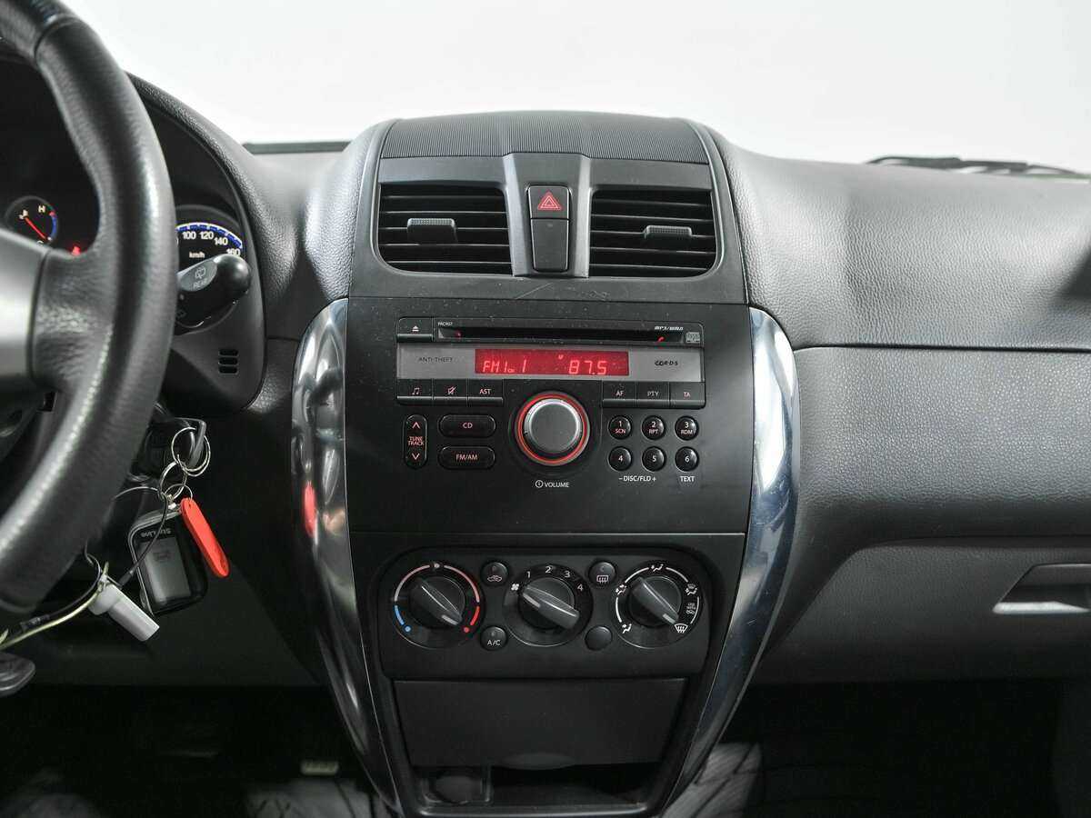 Suzuki SX4 2013 года с пробегом. Фото: #9