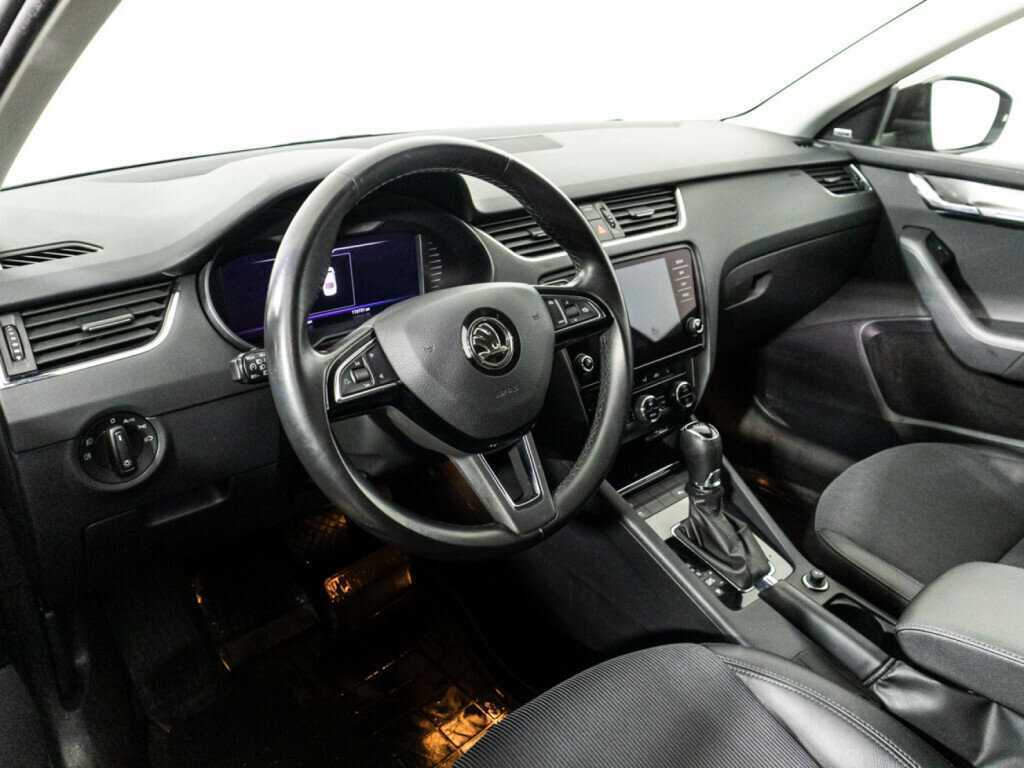Skoda Octavia 2019 года с пробегом. Фото: #10