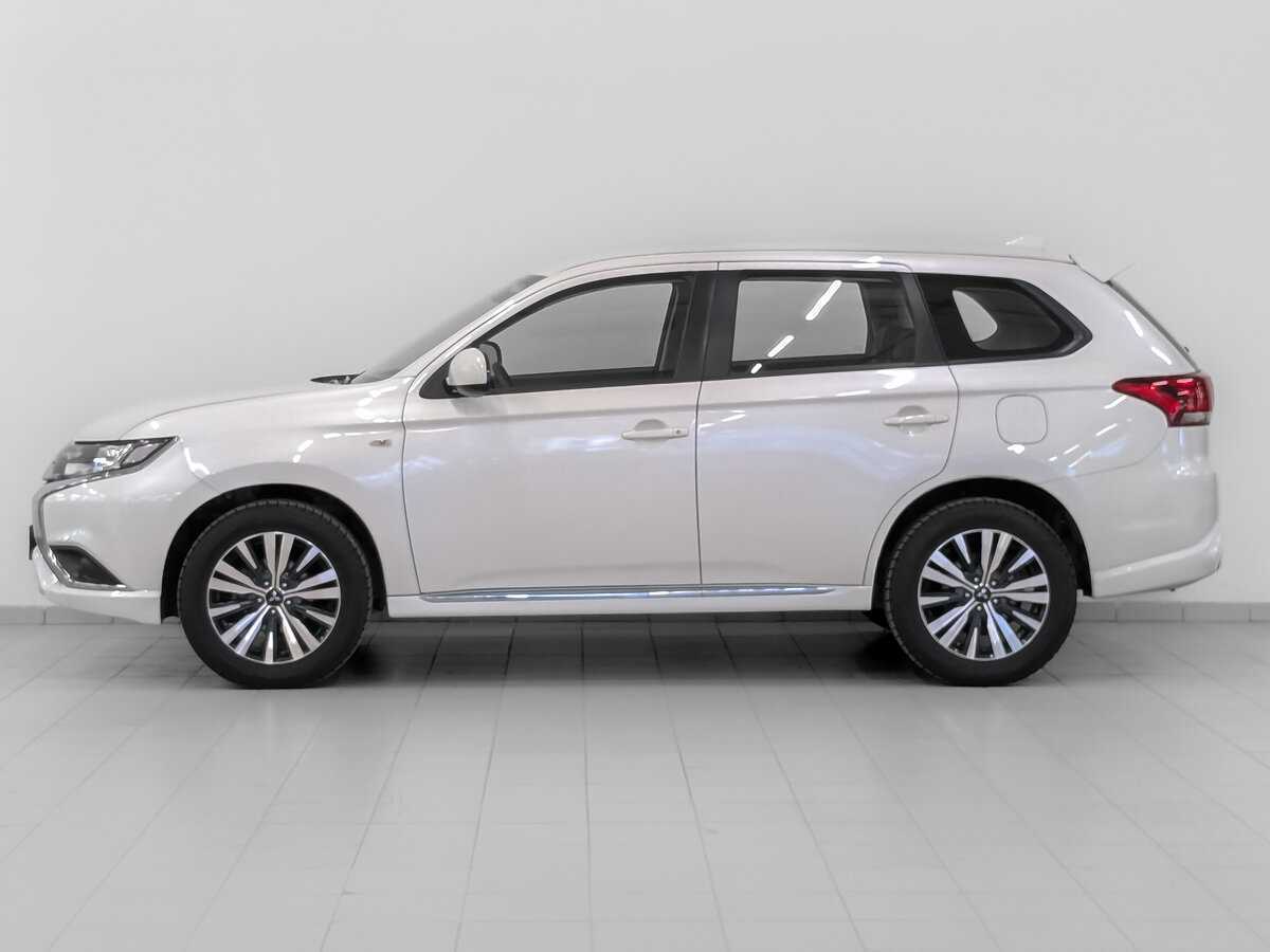 Mitsubishi Outlander 2022 года с пробегом. Фото: #7