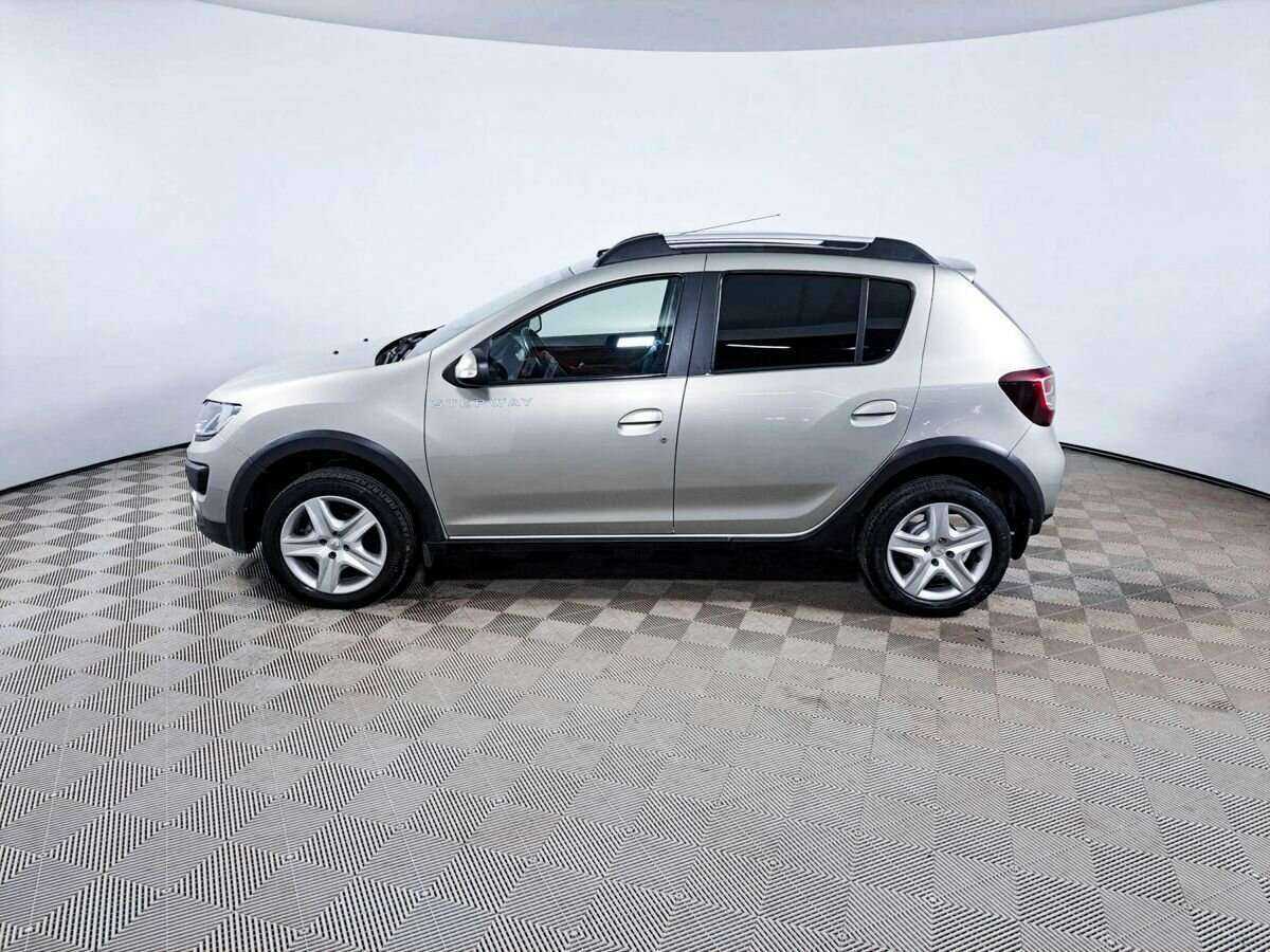 Renault Sandero 2017 года с пробегом. Фото: #7
