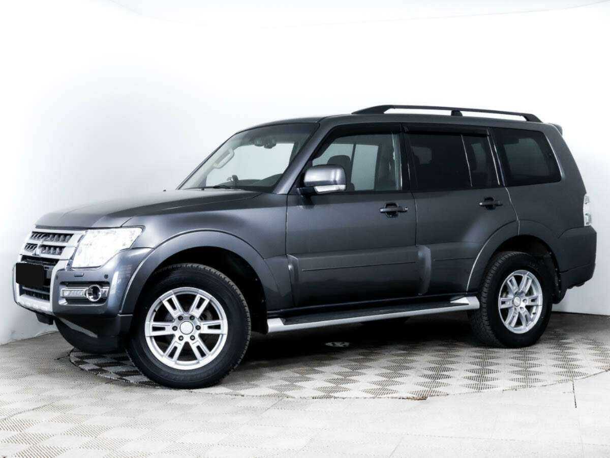 Mitsubishi Pajero 2018 года с пробегом. Фото: #0