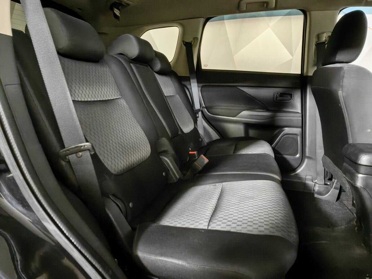 Mitsubishi Outlander 2014 года с пробегом. Фото: #11