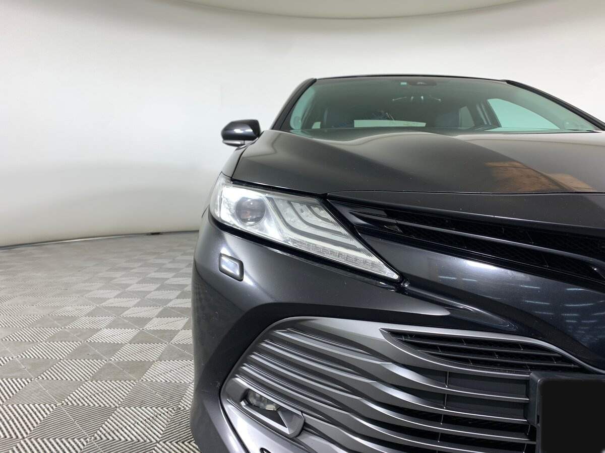 Toyota Camry 2018 года с пробегом. Фото: #9