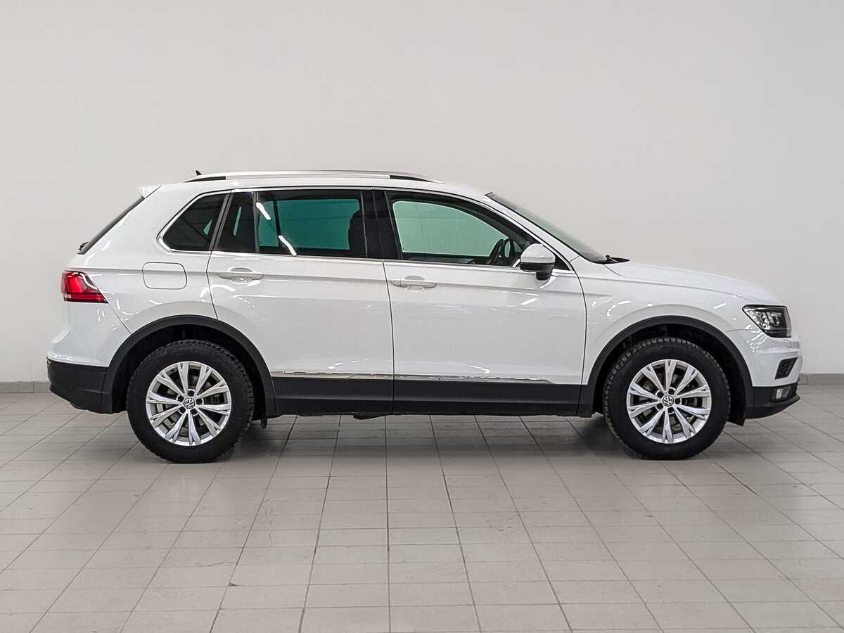 Volkswagen Tiguan 2018 года с пробегом. Фото: #3