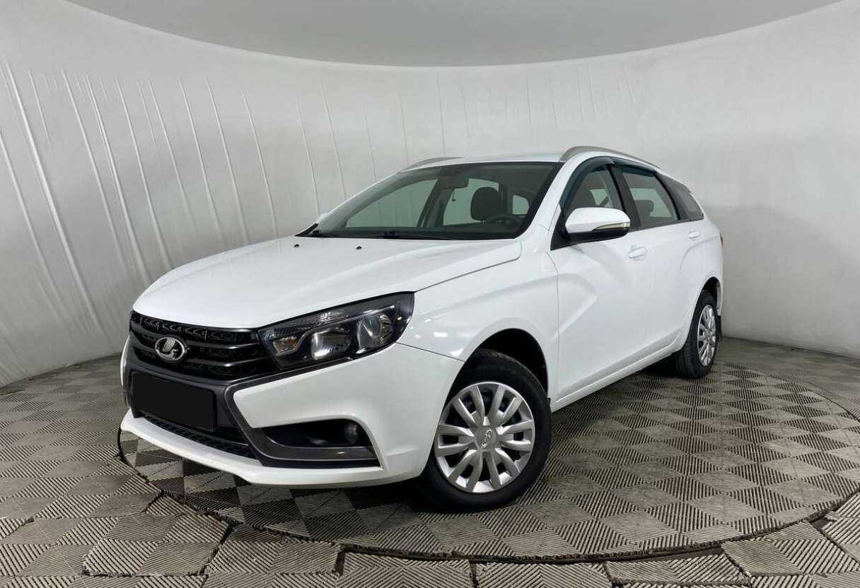 Lada (ВАЗ) Vesta 2019 года с пробегом. Посмотреть фото