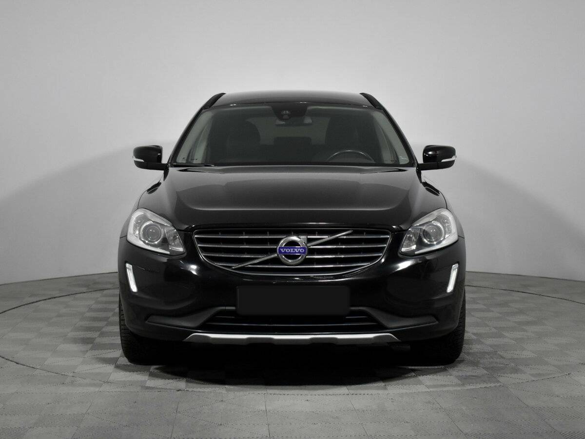 Volvo XC60 2017 года с пробегом. Фото: #1