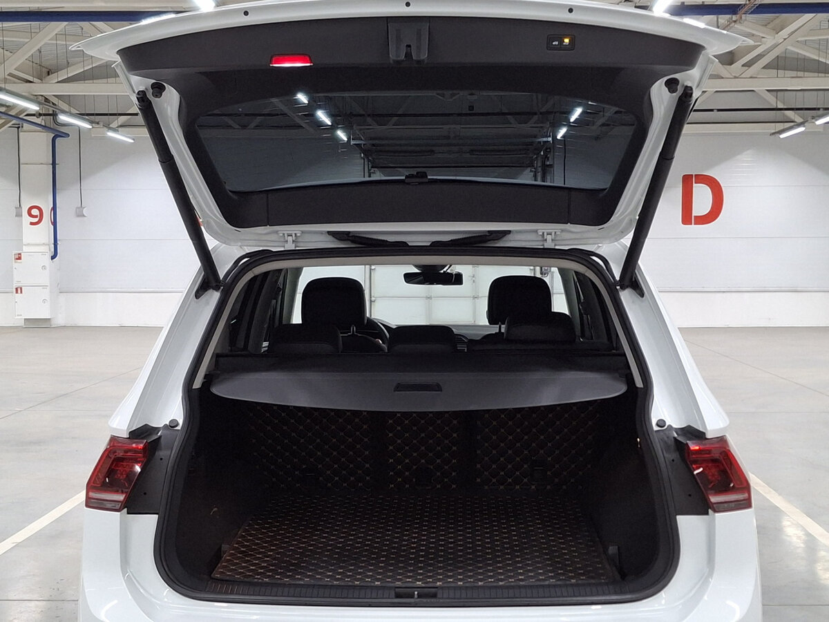 Volkswagen Tiguan 2018 года с пробегом. Фото: #9