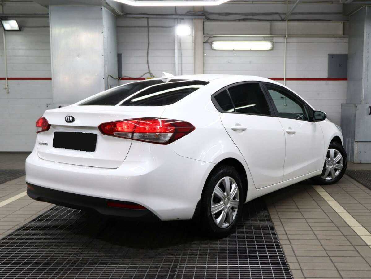 Kia Cerato 2018 года с пробегом. Фото: #3