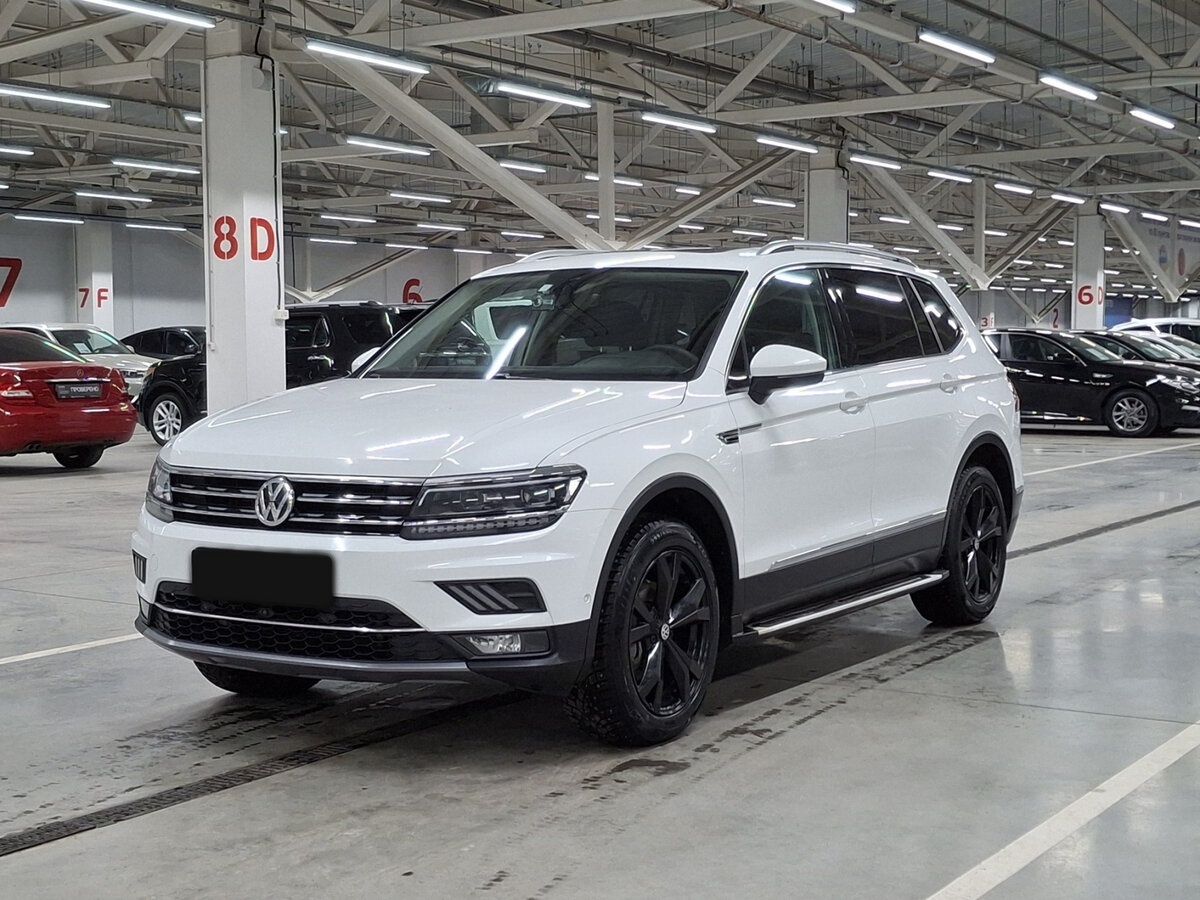 Volkswagen Tiguan 2018 года с пробегом. Фото: #0