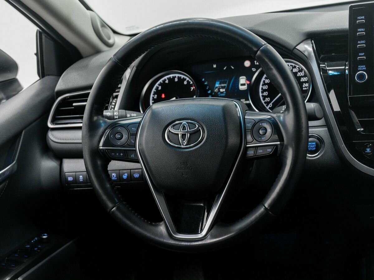 Toyota Camry 2022 года с пробегом. Фото: #11