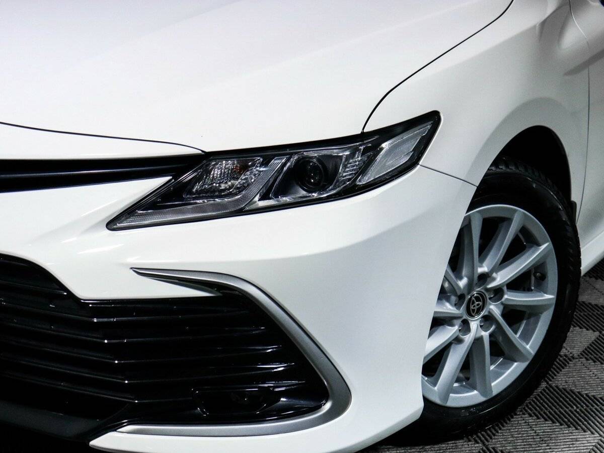 Toyota Camry 2021 года с пробегом. Фото: #16