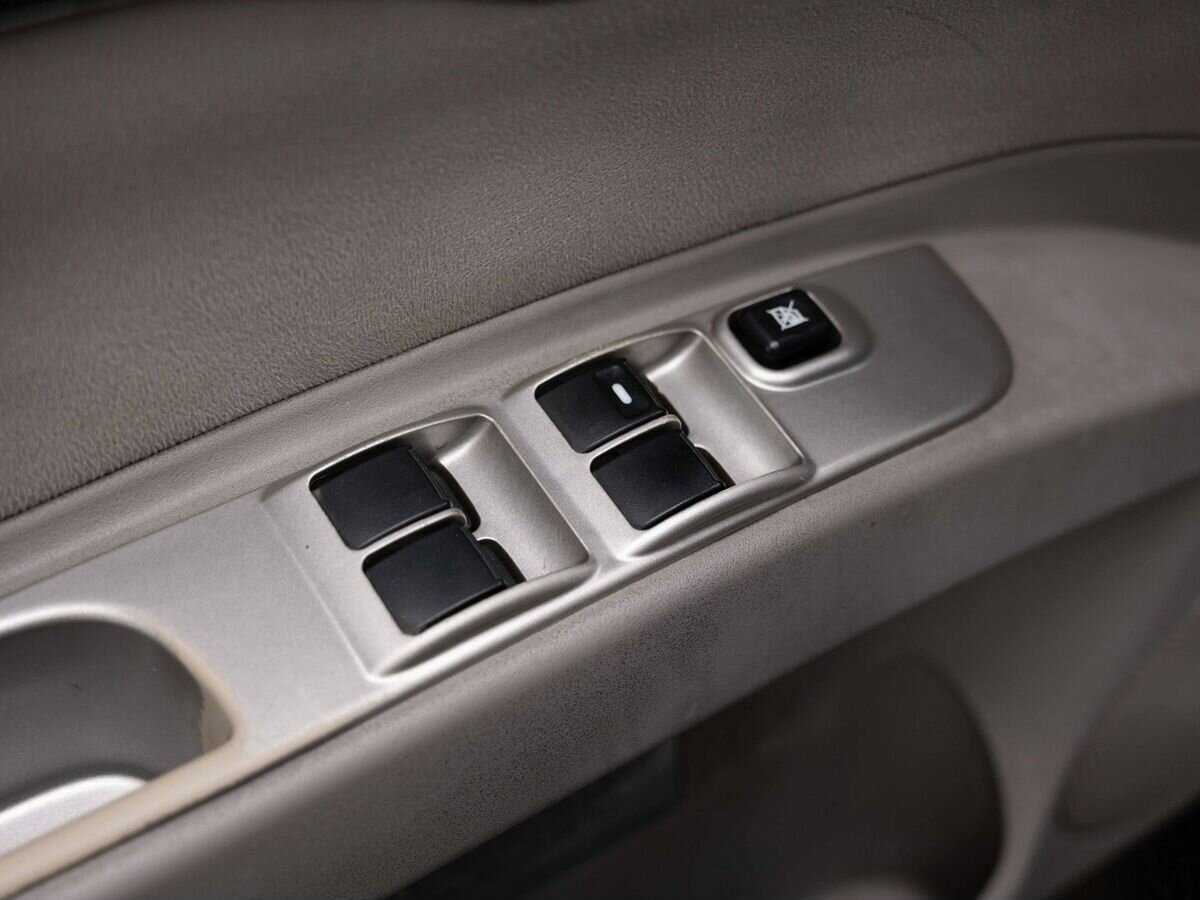 Mitsubishi Pajero Sport 2014 года с пробегом. Фото: #15