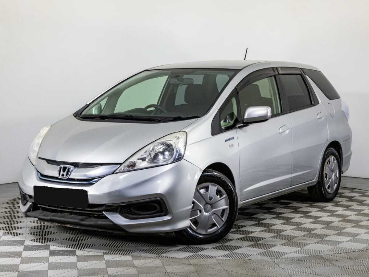 Honda Fit Shuttle 2013 года с пробегом. Посмотреть фото