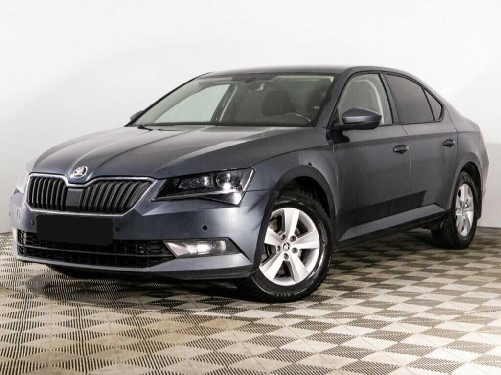 Skoda Superb 2018 года с пробегом. Посмотреть фото