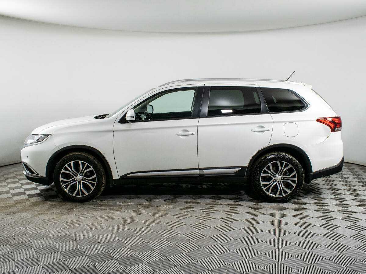 Mitsubishi Outlander 2016 года с пробегом. Фото: #6