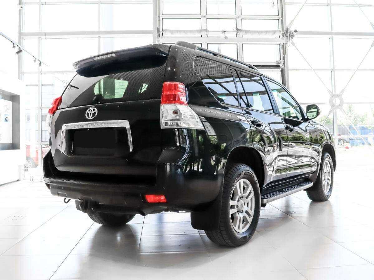 Toyota Land Cruiser Prado 2012 года с пробегом. Фото: #4