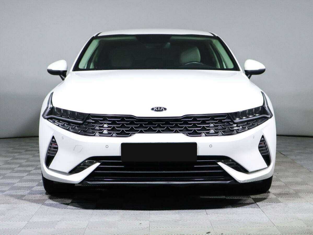 Kia K5 2020 года с пробегом. Фото: #1