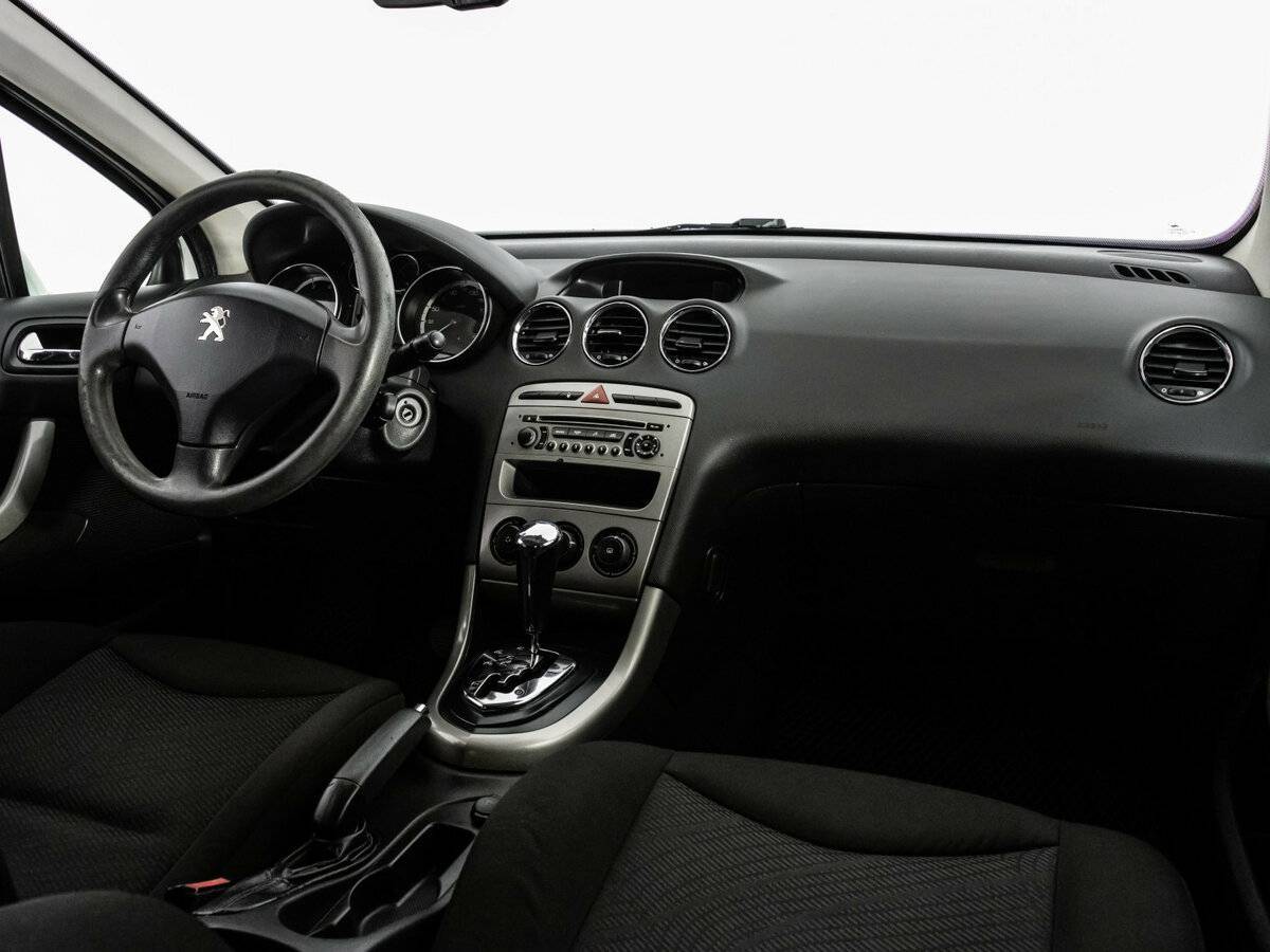 Peugeot 308 2012 года с пробегом. Фото: #6