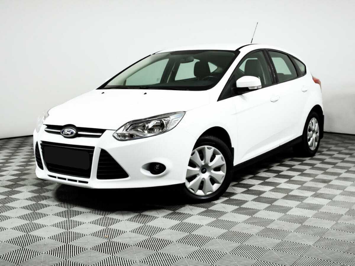 Ford Focus 2015 года с пробегом. Посмотреть фото