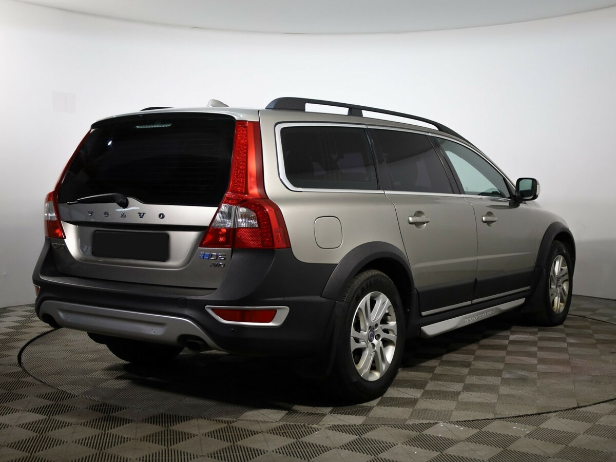 Volvo XC70 2012 года с пробегом. Фото: #4