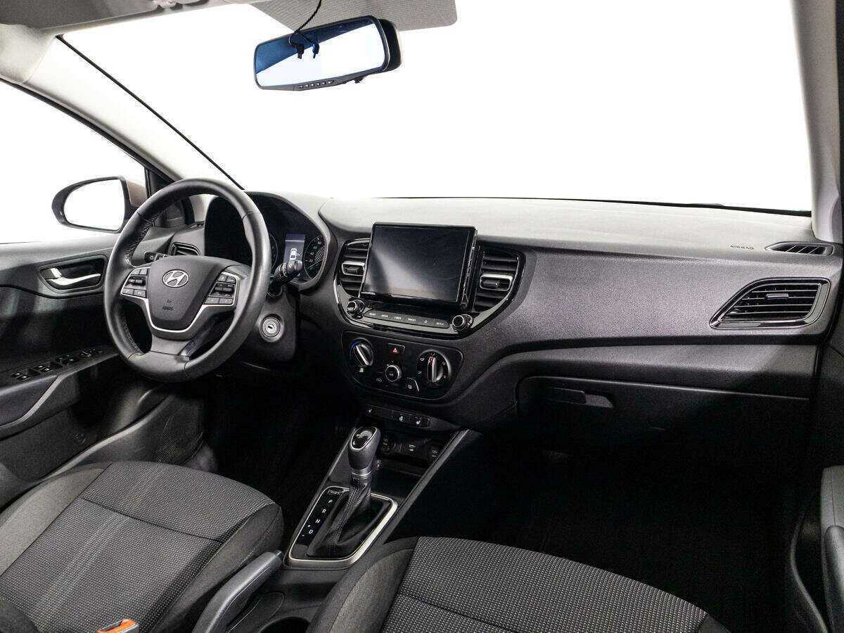 Hyundai Solaris 2021 года с пробегом. Фото: #8