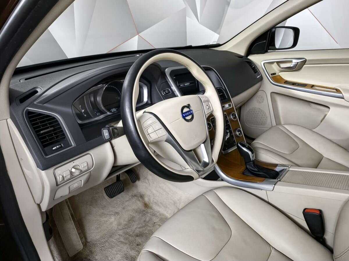 Volvo XC60 2015 года с пробегом. Фото: #14