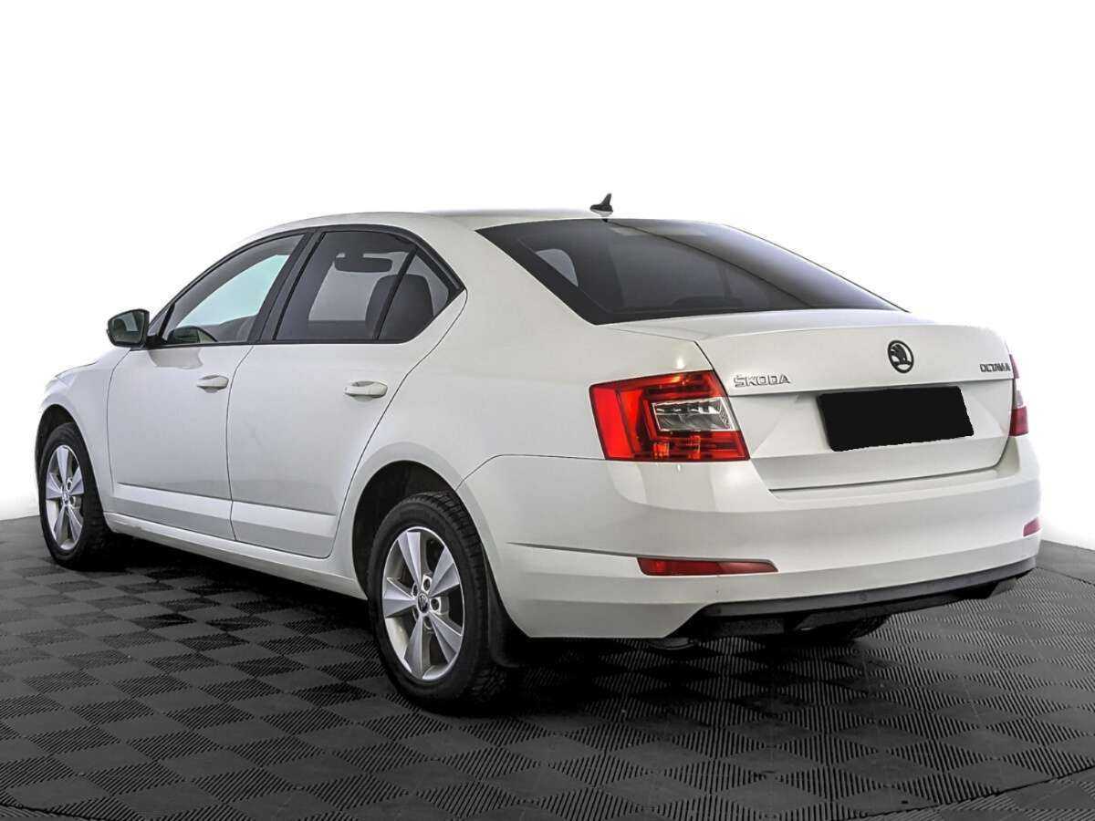Skoda Octavia 2016 года с пробегом. Фото: #5