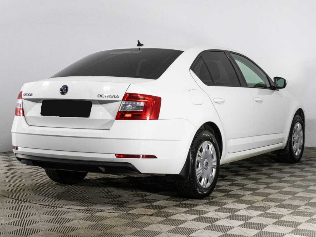 Skoda Octavia 2018 года с пробегом. Фото: #4