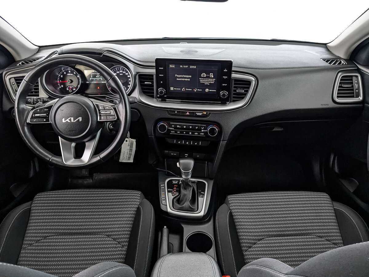 Kia Ceed 2022 года с пробегом. Фото: #9