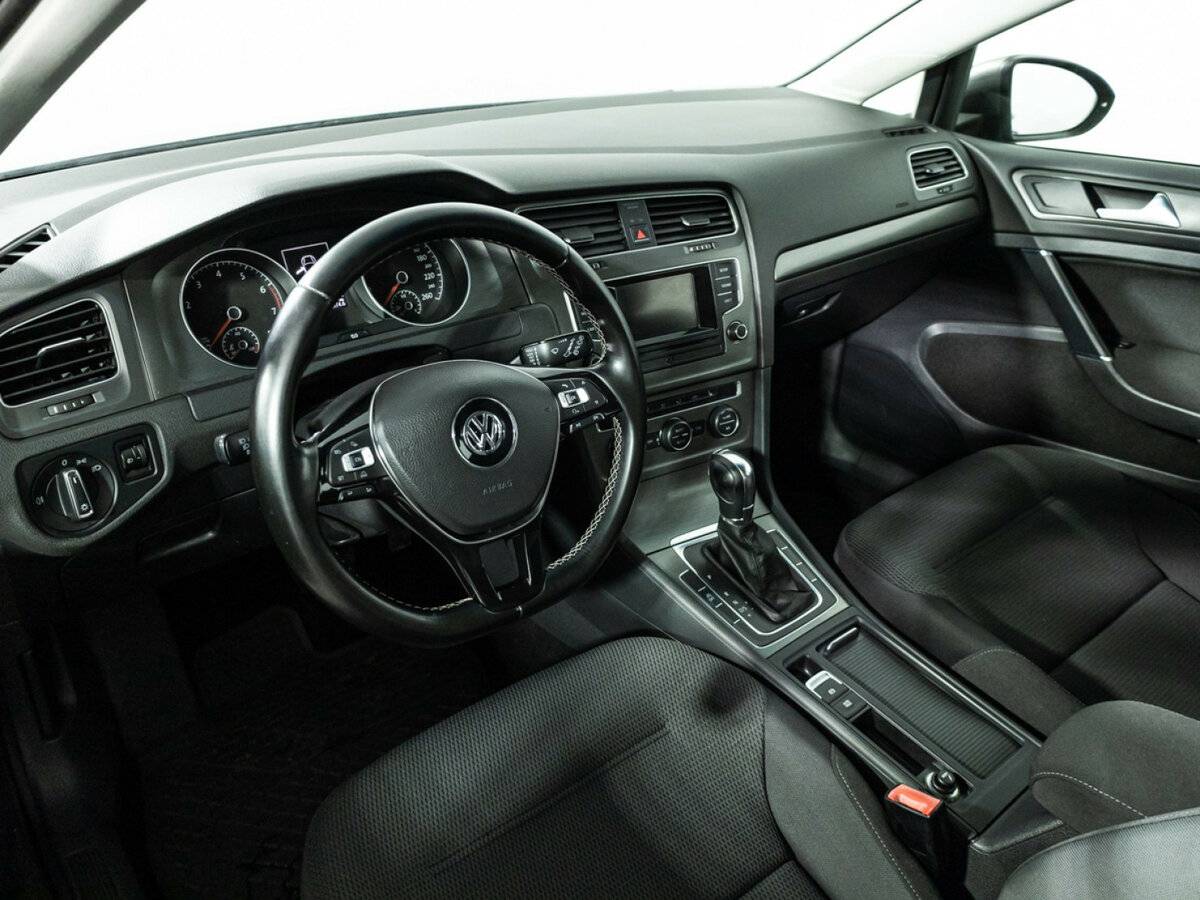 Volkswagen Golf 2013 года с пробегом. Фото: #10