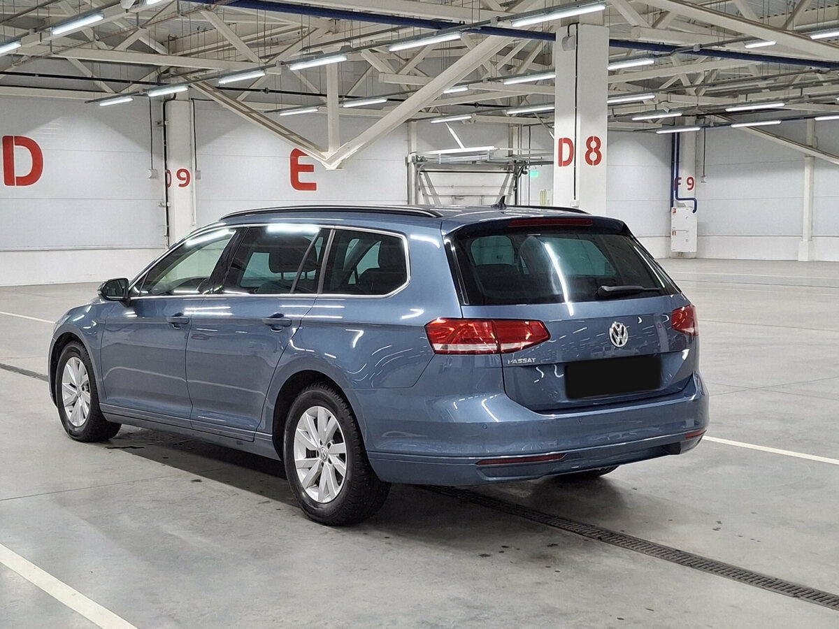 Volkswagen Passat 2018 года с пробегом. Фото: #6