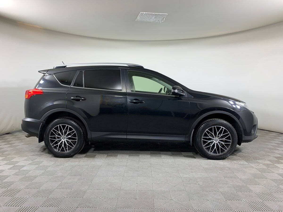 Toyota RAV4 2013 года с пробегом. Фото: #3