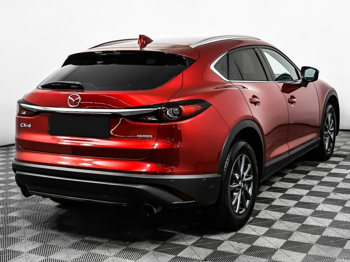 Mazda CX-4 2023 года с пробегом. Фото: #4