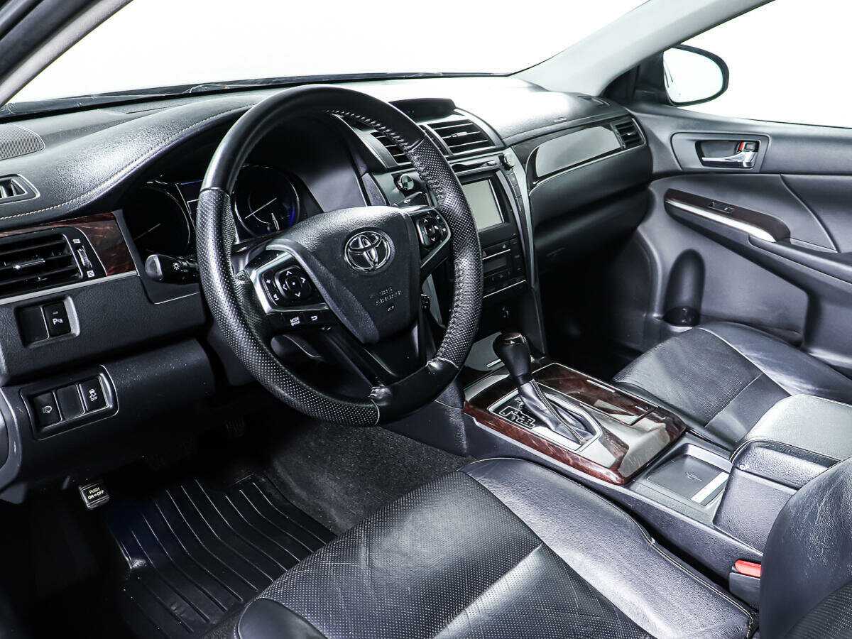 Toyota Camry 2016 года с пробегом. Фото: #11
