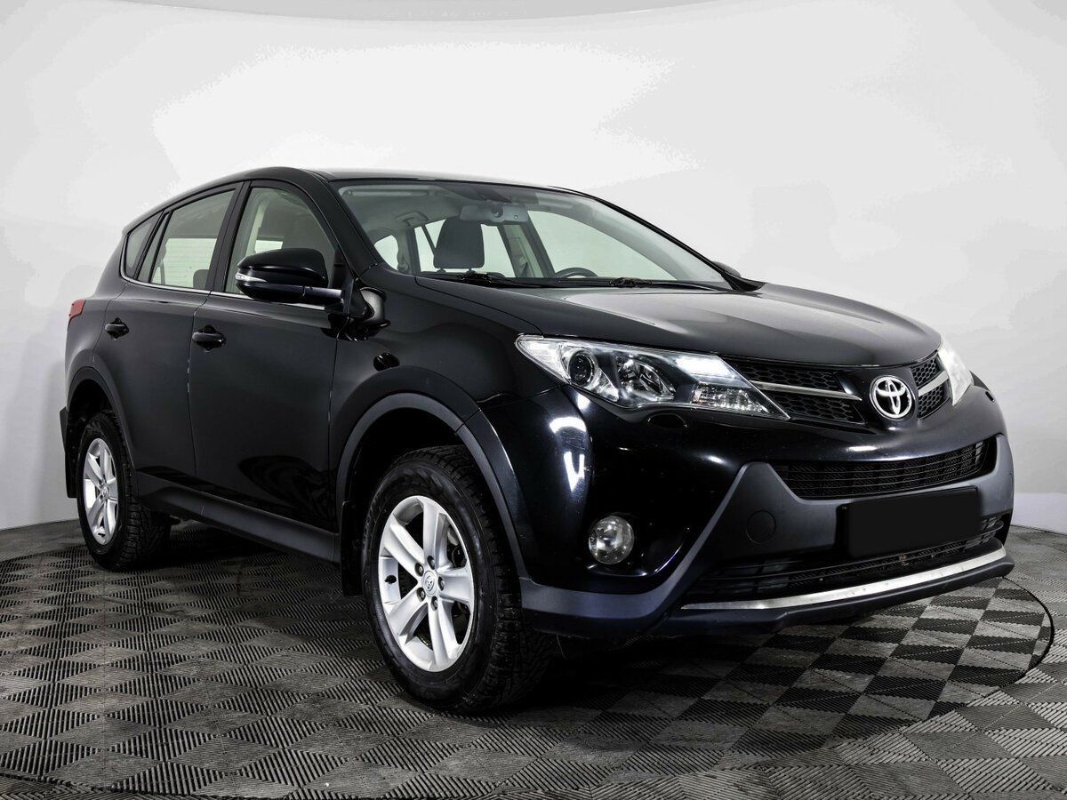 Toyota RAV4 2013 года с пробегом. Фото: #2