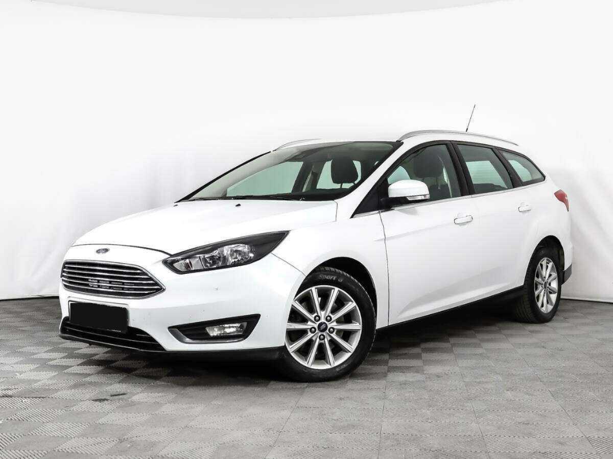 Ford Focus 2016 года с пробегом. Посмотреть фото