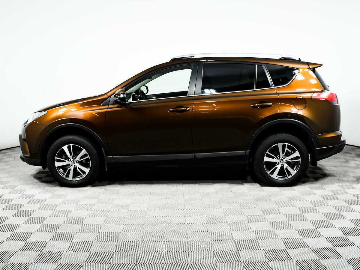 Toyota RAV4 2017 года с пробегом. Фото: #7