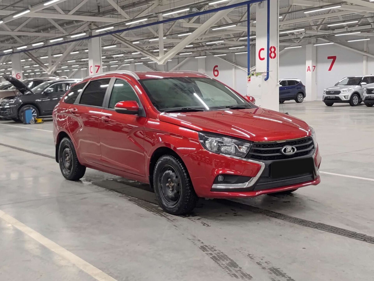 Lada (ВАЗ) Vesta 2018 года с пробегом. Фото: #2