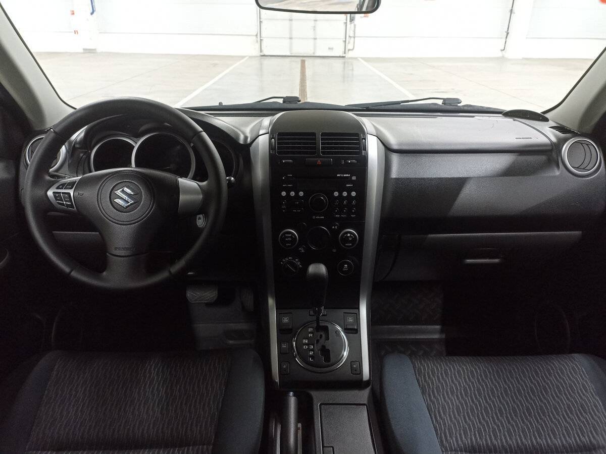 Suzuki Grand Vitara 2013 года с пробегом. Фото: #13