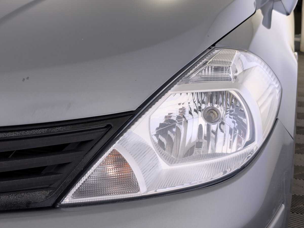 Nissan Tiida 2013 года с пробегом. Фото: #10