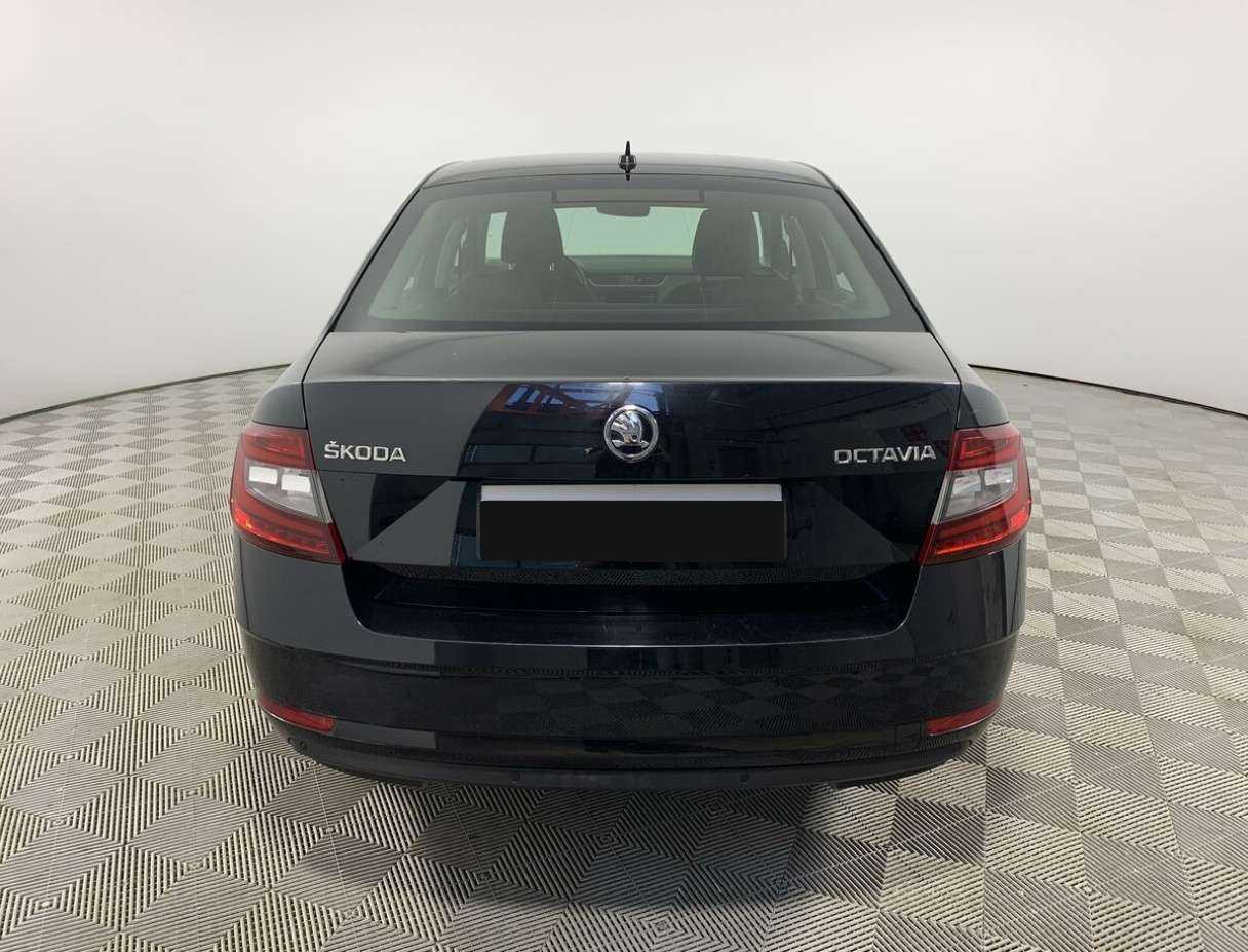 Skoda Octavia 2018 года с пробегом. Фото: #4