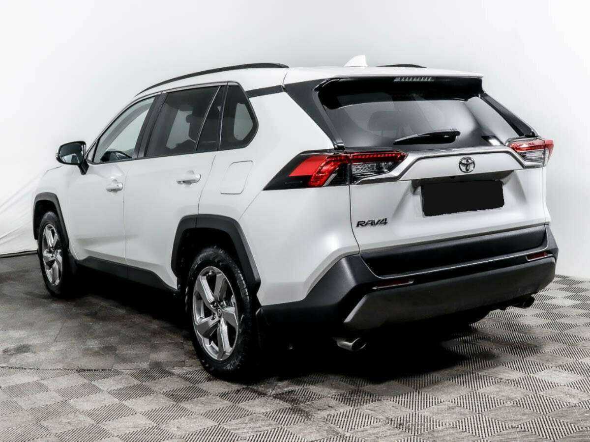 Toyota RAV4 2020 года с пробегом. Фото: #5