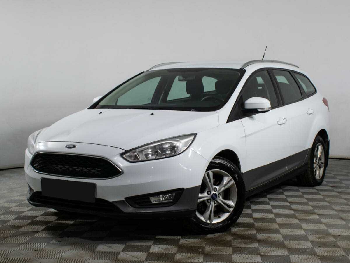 Ford Focus 2017 года с пробегом. Посмотреть фото