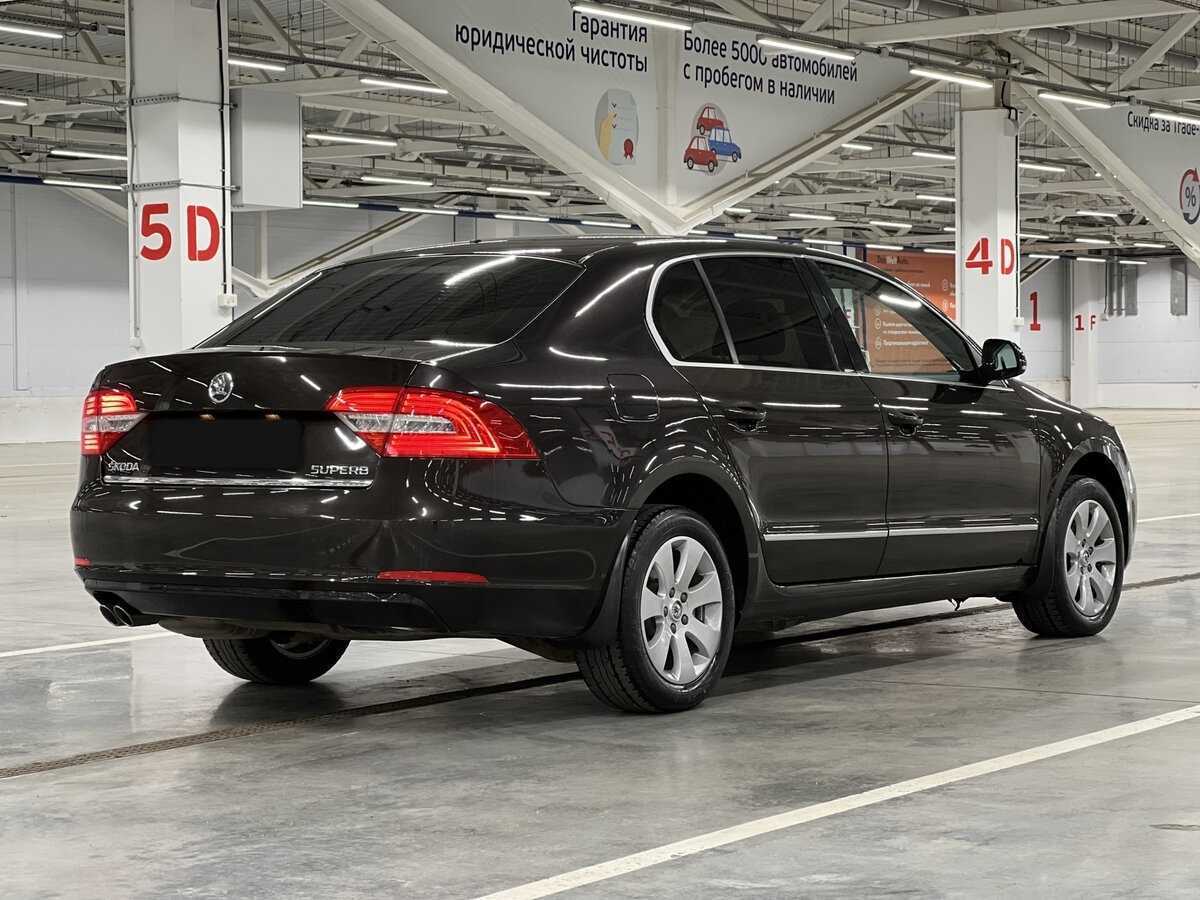 Skoda Superb 2013 года с пробегом. Фото: #4