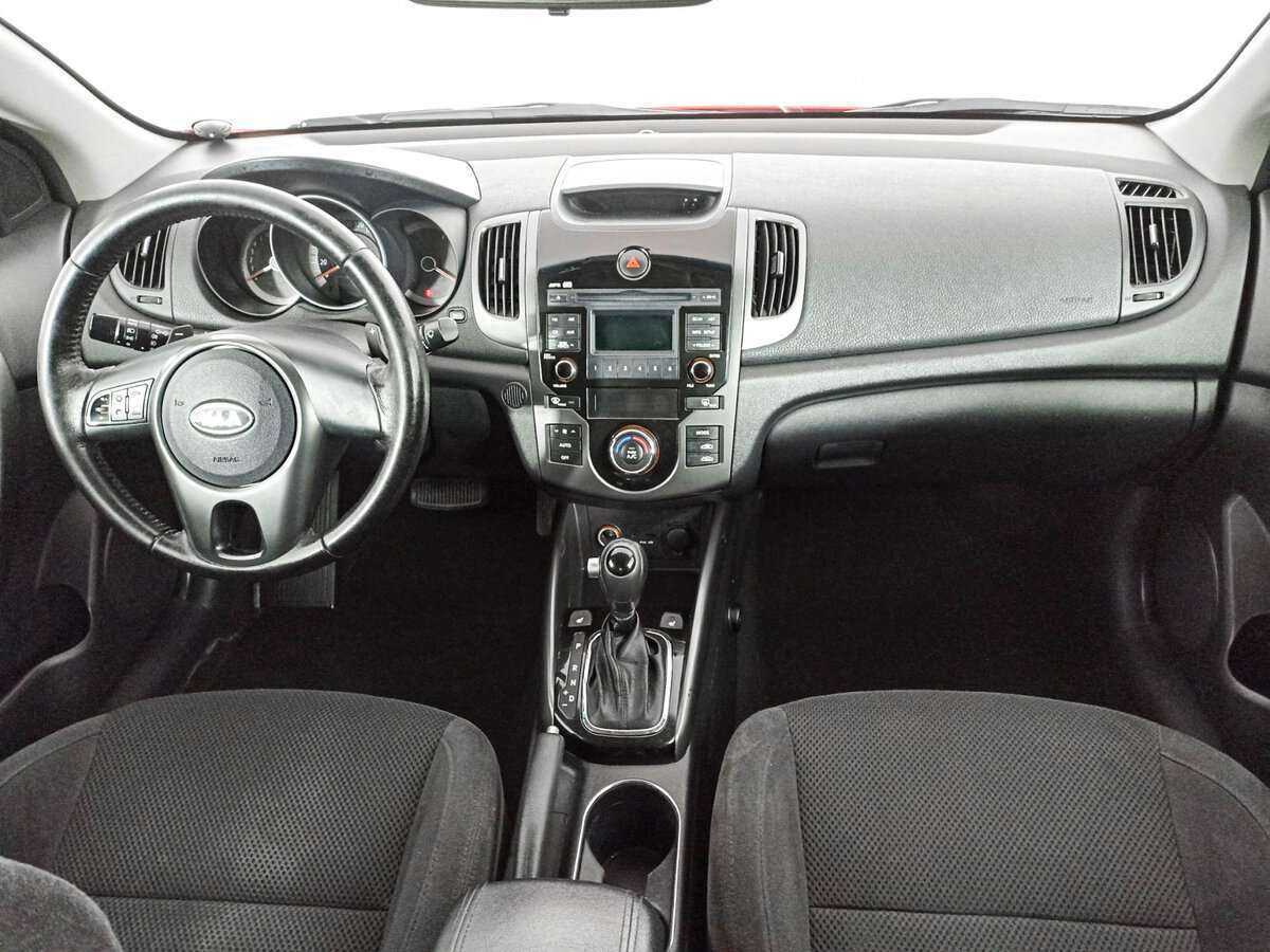 Kia Cerato 2012 года с пробегом. Фото: #11